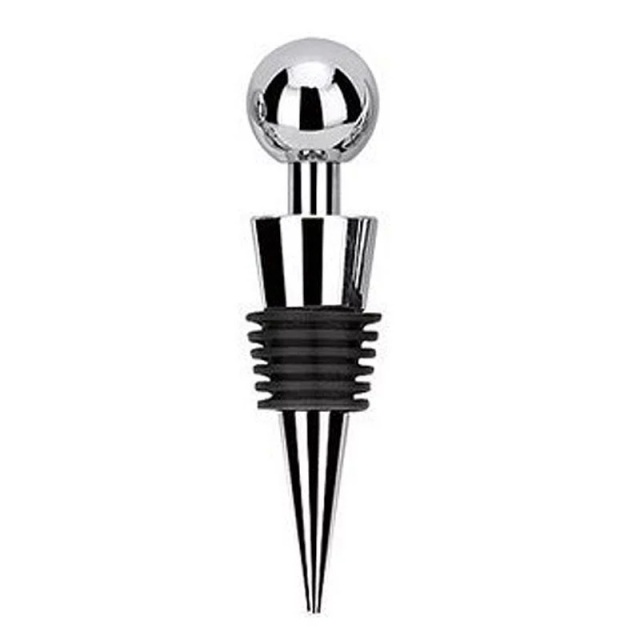 Koristeellinen viinikorkki sulkee pullon ja säilyttää maun