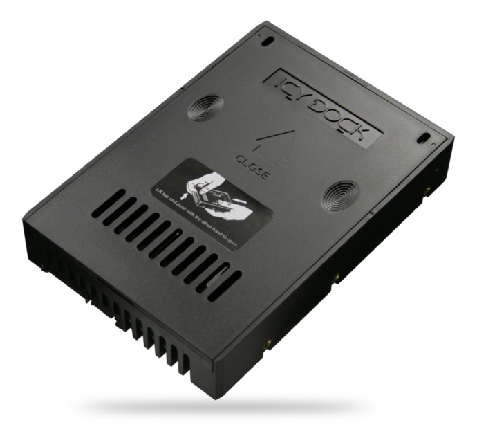 ICY DOCK EZConvert Lite  2.5” - 3,5” SAS/SATA, 15mm korkeus, musta