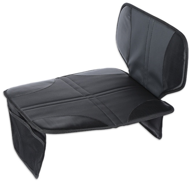 Turvaistuimen päällinen käytännöllisellä säilytystaskulla - suojaa lialta