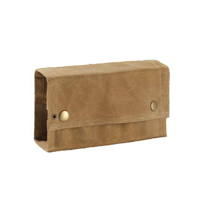 Säilytyskotelo mausteille, sisältää maustepurkit