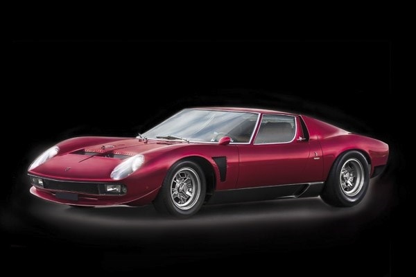 Italeri 1:24 Lamborghini Miura Jota SVJ