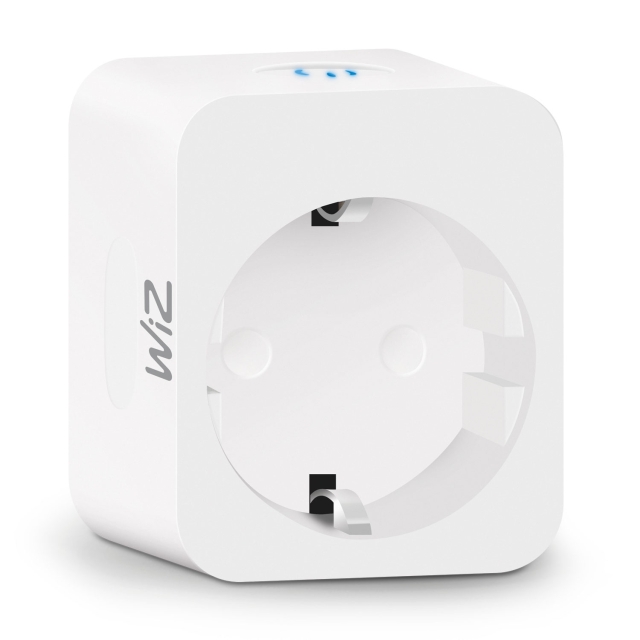 WiZ WiFi Smart Plug med energimätn