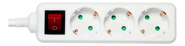 DELTACO outlet 3xCEE 7/3 1xCEE 7/7 switch 5m white