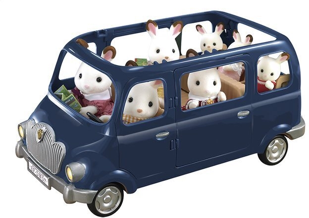 Sylvanian Families Iso perheauto