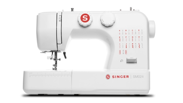 Singer SM024 Ompelukoneisto Valkoinen ja Punainen
