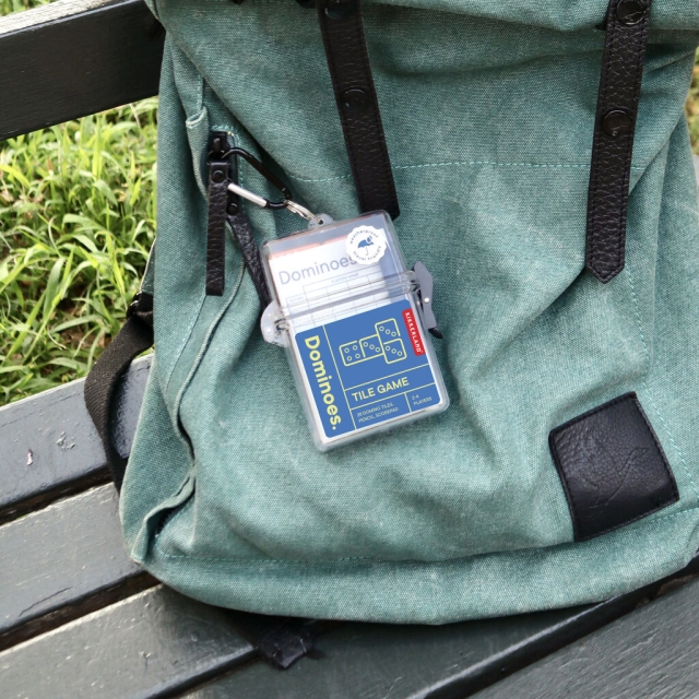 Kikkerland Domino matkapeli