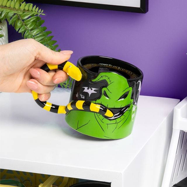 Paladone Oogie Boogie muotoinen GITD-muki