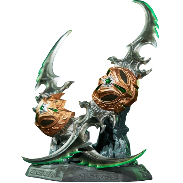 HEX Collectibles World of Warcraft 20th Anniversary Warglaives of Azzinoth Collector