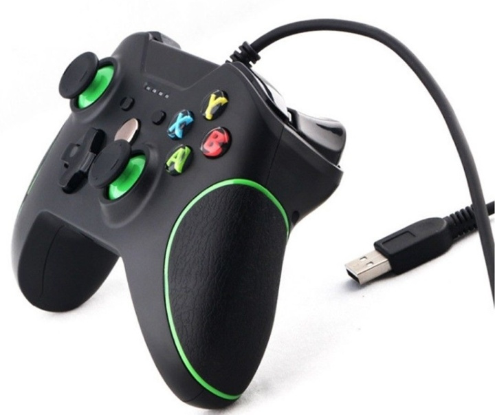 Trådad handkontroll till Xbox One/One S/One X, Svart ryhmässä KODINELEKTRONIIKKA / Pelikonsolit & Tarvikkeet / Xbox One @ TP E-commerce Nordic AB (38-39828)