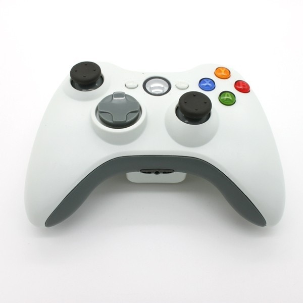 Trådlös handkontroll till Xbox 360 (Vit) ryhmässä KODINELEKTRONIIKKA / Pelikonsolit & Tarvikkeet / Xbox 360 @ TP E-commerce Nordic AB (38-4467)