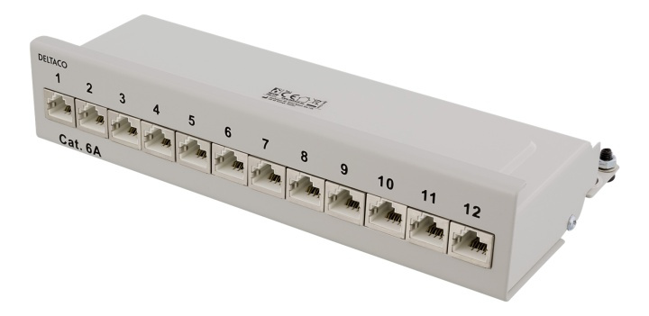 DELTACO kytkentäpaneeli, 12xRJ45, Cat6a, seinäasennus, 10Gbps, harmaa ryhmässä TIETOKOONET & TARVIKKEET / Verkko / Reititin / Tarvikkeet @ TP E-commerce Nordic AB (38-53483)