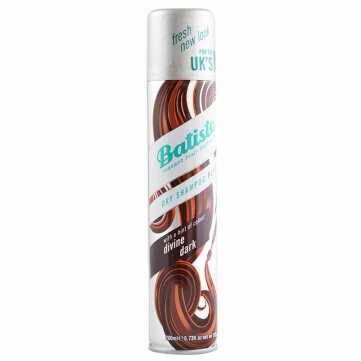 Batiste Dry Shampoo Plus Divine Dark 200ml ryhmässä KAUNEUS JA TERVEYS / Hiukset &Stailaus / Hiusten stailaus / Tuuheuttava hiuspuuteri @ TP E-commerce Nordic AB (38-56909)