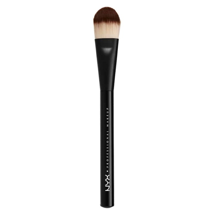 NYX PROF. MAKEUP Pro Flat Foundation Brush ryhmässä KAUNEUS JA TERVEYS / Meikit / Tarvikkeet & Meikkisetit / Harjat & Pensselit @ TP E-commerce Nordic AB (38-58838)