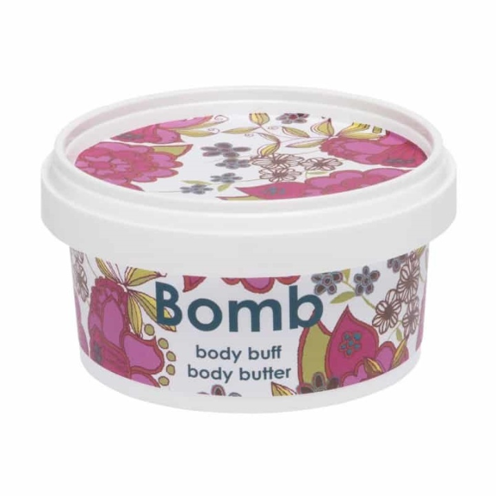 Bomb Cosmetics Body Butter Body Buff 210ml ryhmässä KAUNEUS JA TERVEYS / Ihonhoito / Kehon hoito / Vartalovoide @ TP E-commerce Nordic AB (38-59062)