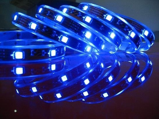 Blå LED-list med dubbelhäftande tejp, SMD, 30cm ryhmässä AUTO / Auton valot / Diodi lamput & valot / SMD LED-strips @ TP E-commerce Nordic AB (38-6016)