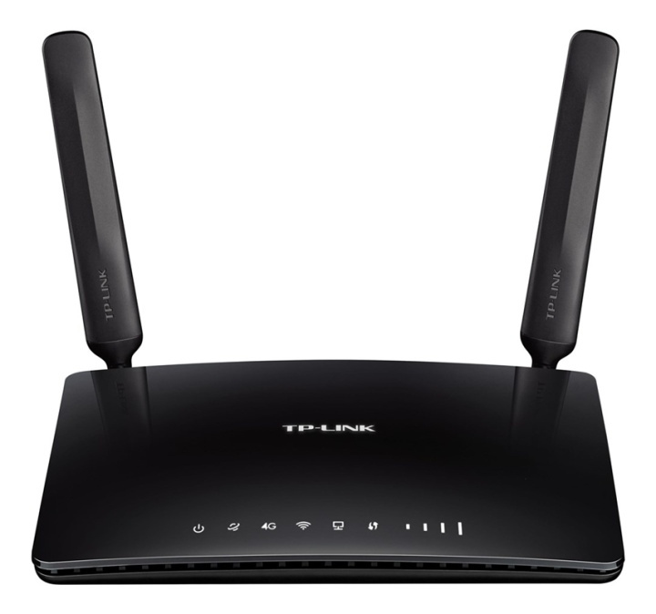 TP-Link langaton 3G-/4G-reititin, 2,4GHz, 300Mbps, 4x LAN/WAN, musta ryhmässä TIETOKOONET & TARVIKKEET / Verkko / Reititin @ TP E-commerce Nordic AB (38-62535)