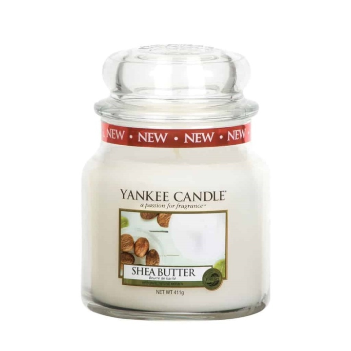 Yankee Candle Classic Medium Jar Shea Butter Candle 411g ryhmässä KAUNEUS JA TERVEYS / Tuoksut & Parfyymit / Muut tuoksut / Tuoksukynttilät @ TP E-commerce Nordic AB (38-67679)
