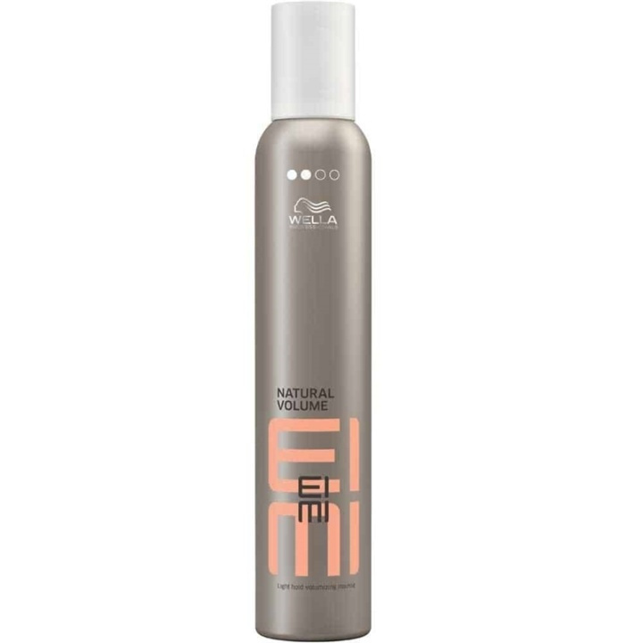 Wella EIMI Natural Volume Light Hold Volumising Mousse 500ml ryhmässä KAUNEUS JA TERVEYS / Hiukset &Stailaus / Hiusten stailaus / Hiusten muotoiluvaahto @ TP E-commerce Nordic AB (38-67919)