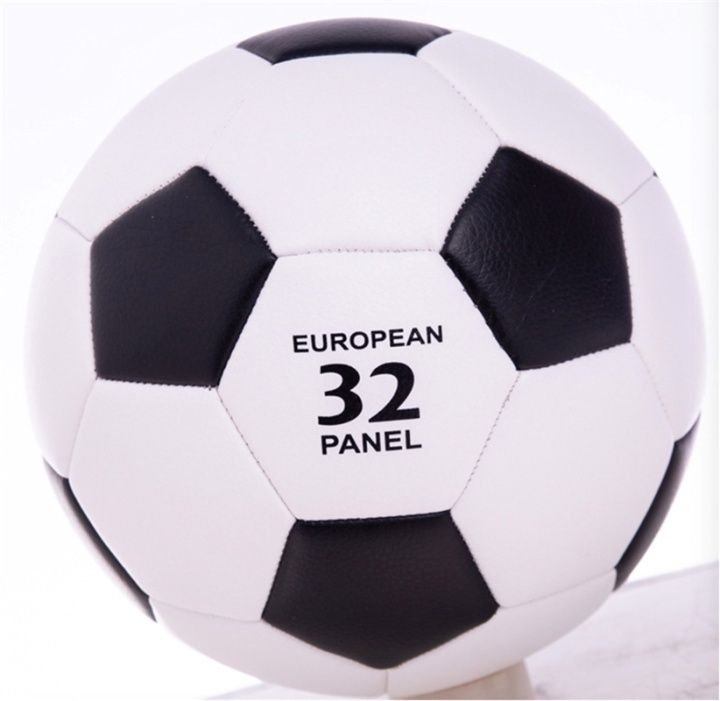 Fotboll 22 CM diameter ryhmässä LELUT, TUOTTEET LAPSILLE JA VAUVOILLE / Leikkikalut, Askartelu &Pelit / Seurapelit / Ulkopelit @ TP E-commerce Nordic AB (38-82413)