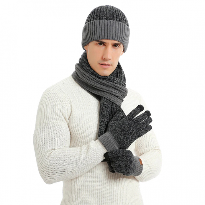 Talvisetti 3-in-1, jossa pipo, huivi ja lapaset, harmaa/musta ryhmässä URHEILU, VAPAA-AIKA JA HARRASTUS / Tarvikkeet / Lapaset ja hanskat @ TP E-commerce Nordic AB (38-83041)