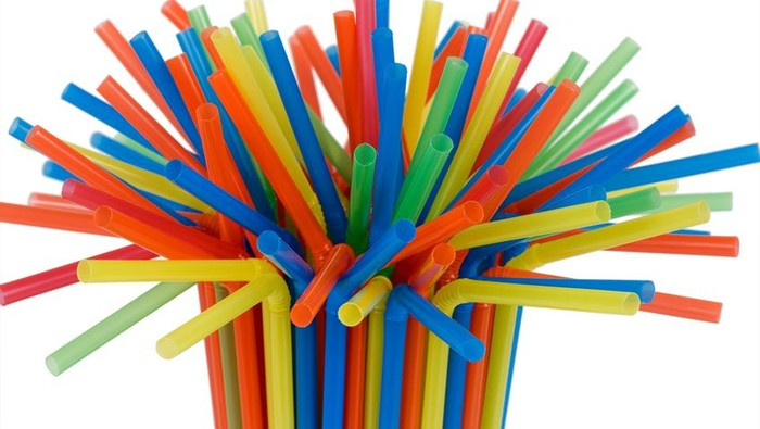 Disposable party strip straws, 100pcs ryhmässä LELUT, TUOTTEET LAPSILLE JA VAUVOILLE / Syö ja juo / Lastenjuhlat ja juhlat @ TP E-commerce Nordic AB (38-83188)
