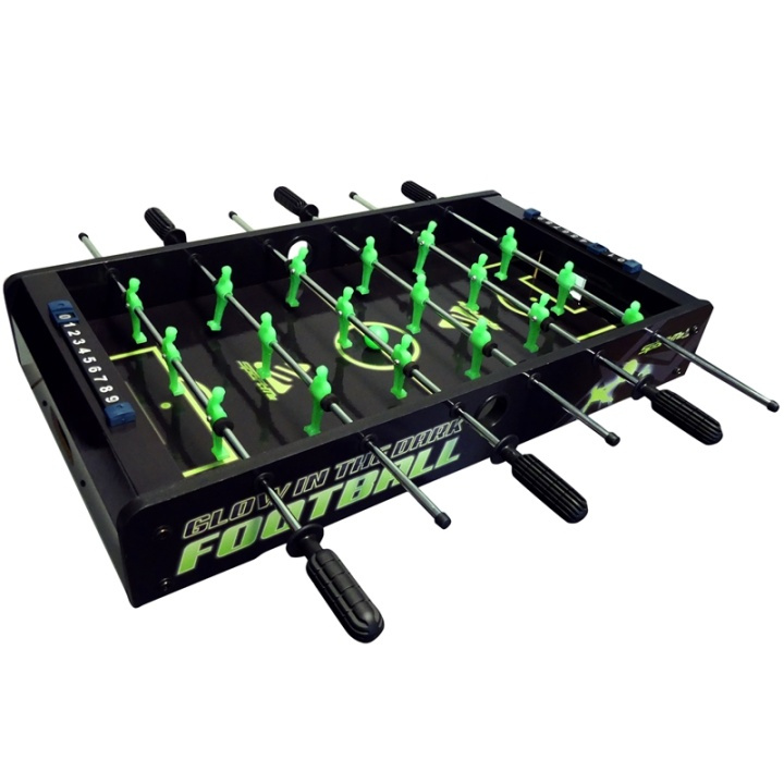 SportMe Fotbollspel Glow in the dark ryhmässä LELUT, TUOTTEET LAPSILLE JA VAUVOILLE / Peli / Lautapelit @ TP E-commerce Nordic AB (38-85215)