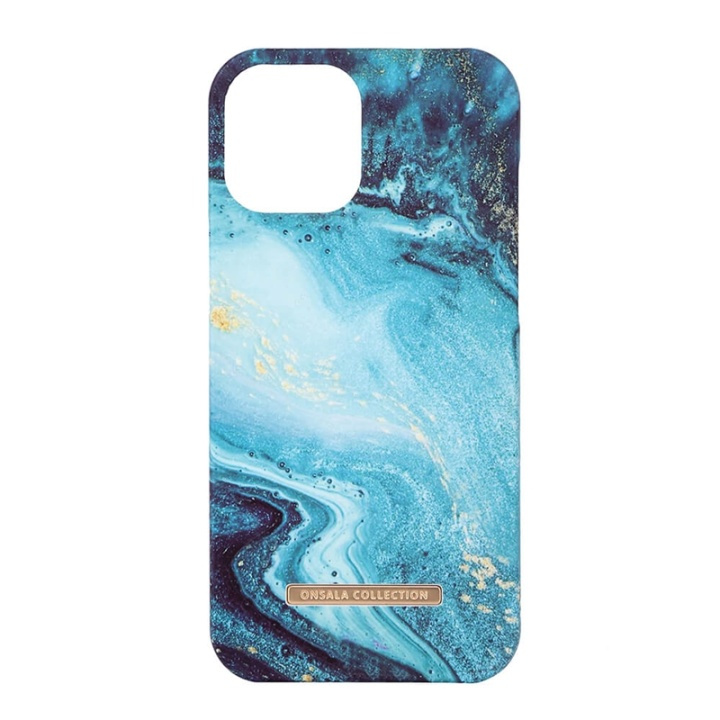 Onsala COLLECTION Mobilskal Soft Blue Sea Marble iPhone 12 / 12 Pro ryhmässä ÄLYPUHELIMET JA TABLETIT / Puhelimen suojakotelo / Apple / iPhone 12 / Kuoret @ TP E-commerce Nordic AB (38-91049)