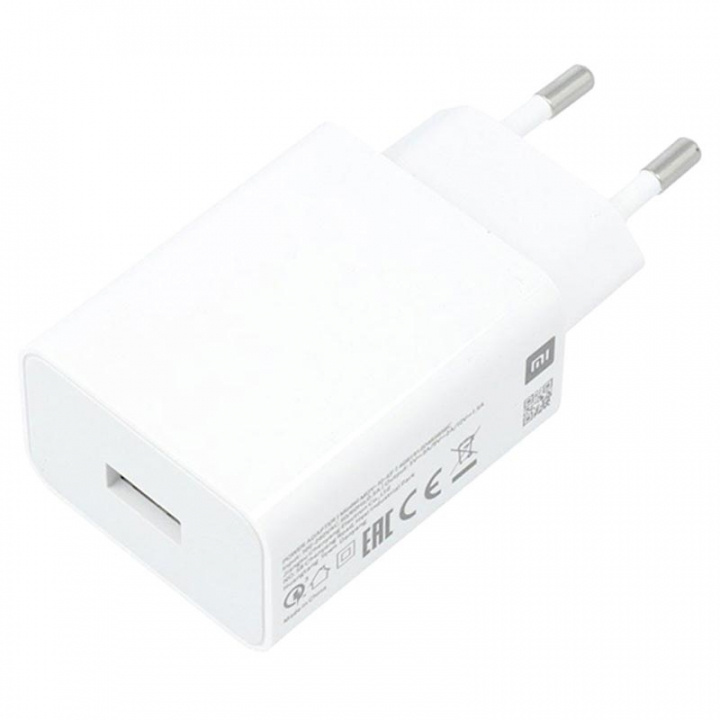 Xiaomi USB-matkalaturi 3A, valkoinen ryhmässä ÄLYPUHELIMET JA TABLETIT / Laturit & Kaapelit / Seinälaturi / Seinälaturi USB @ TP E-commerce Nordic AB (38-99454)