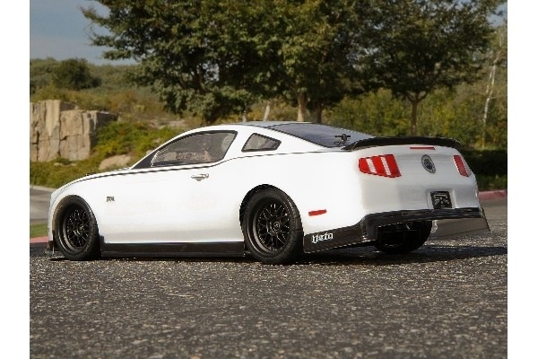 2011 Ford Mustang RTR Body (200mm) ryhmässä LELUT, TUOTTEET LAPSILLE JA VAUVOILLE / Radio-ohjattava / Varaosat ja lisävarusteet / HPI / Rungot ja tarvikkeet / Onroad-rungot (läpinäkyvät) @ TP E-commerce Nordic AB (A02214)