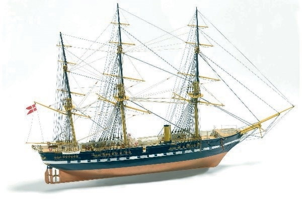 1:100 Fregatten Jylland limited editi -Wooden hull ryhmässä URHEILU, VAPAA-AIKA JA HARRASTUS / Harrastus / Puumallit / Alukset @ TP E-commerce Nordic AB (A05444)