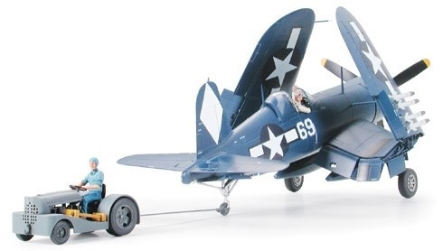 Tamiya 1/48 CORSAIR F4U-1D M/TRAKTOR ryhmässä URHEILU, VAPAA-AIKA JA HARRASTUS / Harrastus / Muovimallit / Lentokoneet/Helikopterit @ TP E-commerce Nordic AB (A06229)