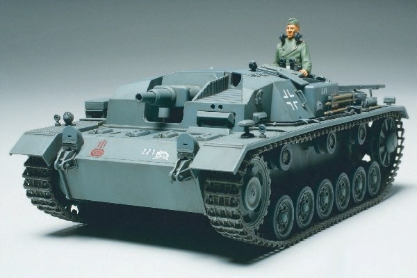 Tamiya 1/35 GERMAN STURMGESCHUTZ III ryhmässä URHEILU, VAPAA-AIKA JA HARRASTUS / Harrastus / Muovimallit / Sotilasajoneuvot (maa) @ TP E-commerce Nordic AB (A06355)