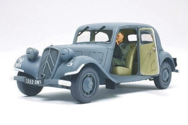 Tamiya 1/35 Citroen Traction ll CV ryhmässä URHEILU, VAPAA-AIKA JA HARRASTUS / Harrastus / Muovimallit / Sotilasajoneuvot (maa) @ TP E-commerce Nordic AB (A06476)