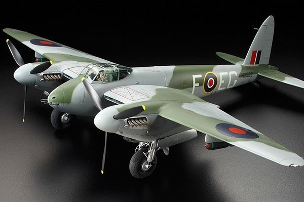 Tamiya 1/32 Mosquito FB Mk.VI ryhmässä URHEILU, VAPAA-AIKA JA HARRASTUS / Harrastus / Muovimallit / Lentokoneet/Helikopterit @ TP E-commerce Nordic AB (A06561)