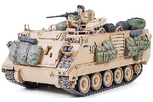 Tamiya 1/35 US M113A2 Desert Ver. ryhmässä URHEILU, VAPAA-AIKA JA HARRASTUS / Harrastus / Muovimallit / Sotilasajoneuvot (maa) @ TP E-commerce Nordic AB (A06607)