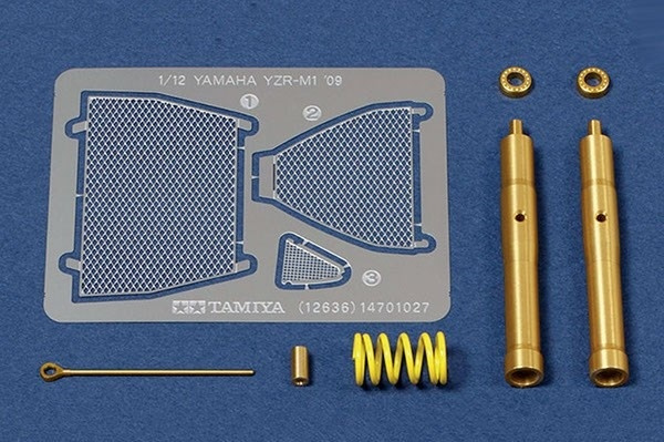 Tamiya 1/12 Yamaha YZR-M1 \'09 Front Fork ryhmässä URHEILU, VAPAA-AIKA JA HARRASTUS / Harrastus / Muovimallit / Moottoripyörät @ TP E-commerce Nordic AB (A06615)