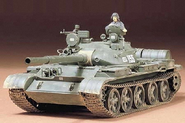 Tamiya 1/35 Russian T-62A Tank ryhmässä URHEILU, VAPAA-AIKA JA HARRASTUS / Harrastus / Muovimallit / Sotilasajoneuvot (maa) @ TP E-commerce Nordic AB (A06686)