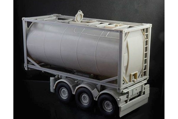 Italeri 1:24 Tecnokar 20ft säiliöperävaunu ryhmässä URHEILU, VAPAA-AIKA JA HARRASTUS / Harrastus / Muovimallit / Autot @ TP E-commerce Nordic AB (A07199)