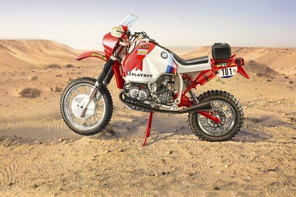 Italeri 1:9 B.M.W. 1000 Dakar 1985 ryhmässä URHEILU, VAPAA-AIKA JA HARRASTUS / Harrastus / Muovimallit / Moottoripyörät @ TP E-commerce Nordic AB (A07310)