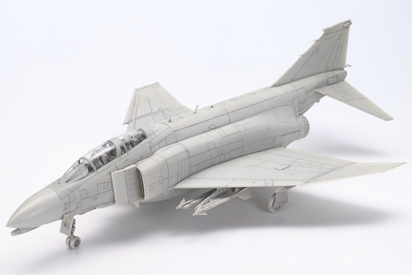 Tamiya 1/48 McDonnell Douglas T F-4B Phantom II T ryhmässä URHEILU, VAPAA-AIKA JA HARRASTUS / Harrastus / Muovimallit / Lentokoneet/Helikopterit @ TP E-commerce Nordic AB (A07422)