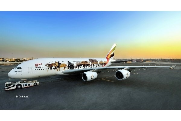 Revell Airbus A380-800 Emirates \'Wild L ryhmässä URHEILU, VAPAA-AIKA JA HARRASTUS / Harrastus / Muovimallit / Lentokoneet/Helikopterit @ TP E-commerce Nordic AB (A07619)