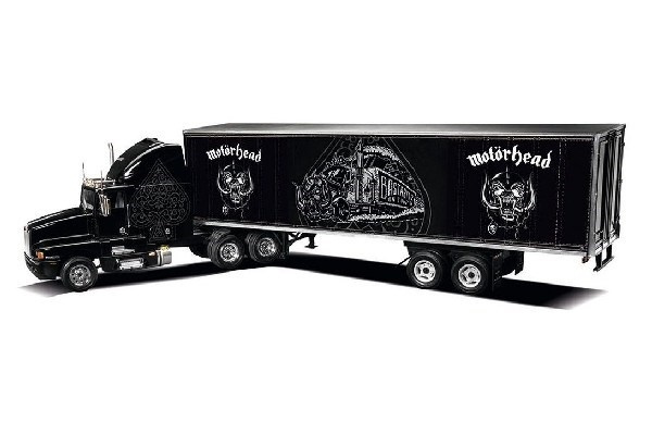 Revell 1:32 Gift Set \'Motörhead\' Tour Truck ryhmässä URHEILU, VAPAA-AIKA JA HARRASTUS / Harrastus / Muovimallit / Aloituspakkaukset/Lahjapakkaukset @ TP E-commerce Nordic AB (A07915)