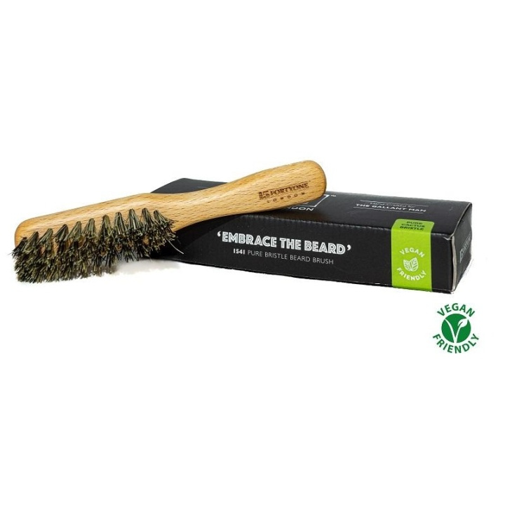 1541 London Vegan Brush With Handle ryhmässä KAUNEUS JA TERVEYS / Hiukset &Stailaus / Sheivaus ja trimmaus / Partakampa & Partasuti @ TP E-commerce Nordic AB (A10192)