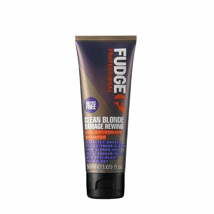 Fudge Clean Blonde Damage Rewind Violet Shampoo 50ml ryhmässä KAUNEUS JA TERVEYS / Hiukset &Stailaus / Hiustenhoito / Shampoo @ TP E-commerce Nordic AB (A10919)