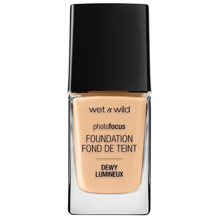 Wet n Wild Photo Focus Dewy Foundation - Soft Beige ryhmässä KAUNEUS JA TERVEYS / Meikit / Meikit Kasvot / Meikkivoide @ TP E-commerce Nordic AB (A13216)