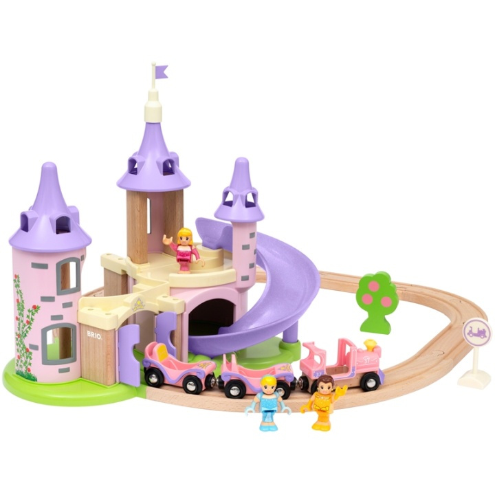 Brio 33312 Castle Set Disney Prince ryhmässä LELUT, TUOTTEET LAPSILLE JA VAUVOILLE / Leikkikalut, Askartelu &Pelit / Rakennuslelut / Brio junaradat @ TP E-commerce Nordic AB (A17602)