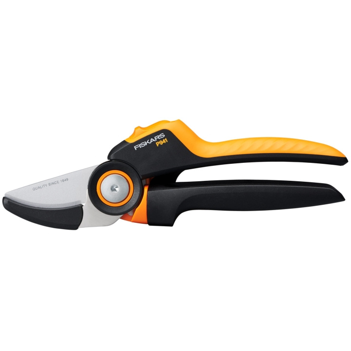 Fiskars Sekatör Xseries PGX P941 mothå ryhmässä KOTI, TALOUS JA PUUTARHA / Puutarhatuotteet / Puutarhatyökalut @ TP E-commerce Nordic AB (A18700)