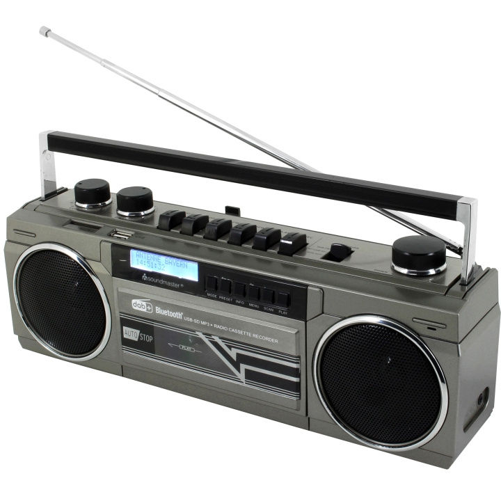 Soundmaster Retro Kassettradio med Bluetoo ryhmässä KODINELEKTRONIIKKA / Ääni & Kuva / Kotiteatteri, HiFi ja kannettavat / Radio & Herätyskellot / Radio @ TP E-commerce Nordic AB (A19442)