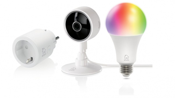DELTACO SMART HOME Aloituspakkaus, jossa pistoke, kamera ja RGB-lamppu ryhmässä KOTI, TALOUS JA PUUTARHA / Älykodit / Älykodin järjestelmät @ TP E-commerce Nordic AB (A22561)