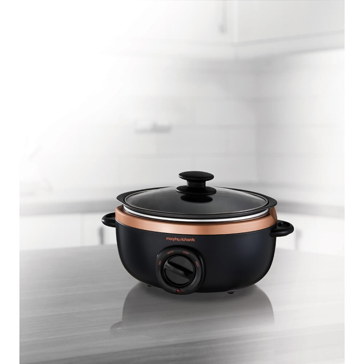 Morphy Richards Slow Cooker 3,5L ryhmässä KOTI, TALOUS JA PUUTARHA / Kodinkoneet / Haudutuspadat @ TP E-commerce Nordic AB (C01743)